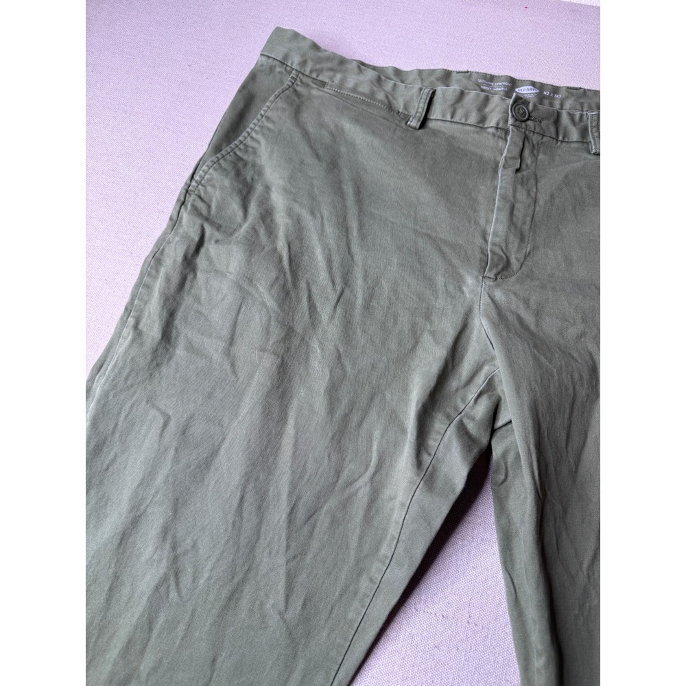 Old Navy Mens Ultimate Straight Chino Pants Olive Green 42x30 Cotton Stretch